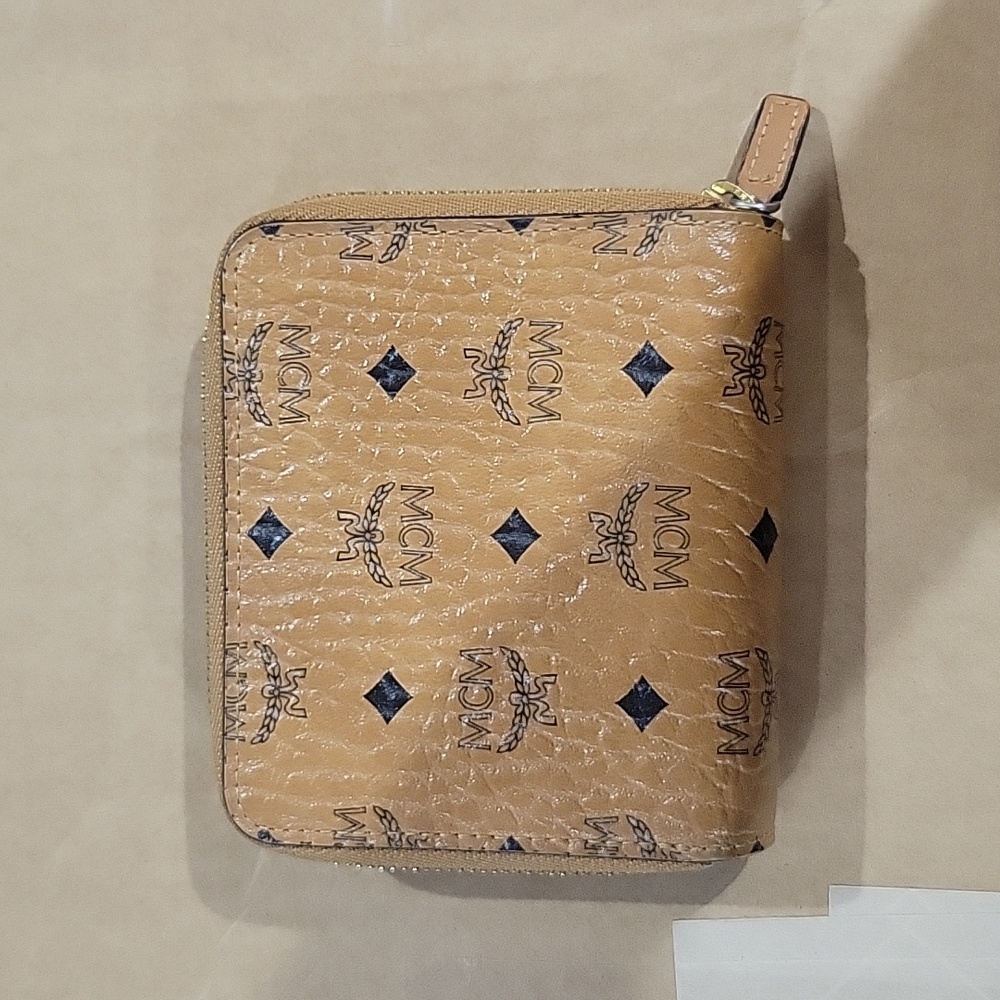 Pre owned-MCM wallet